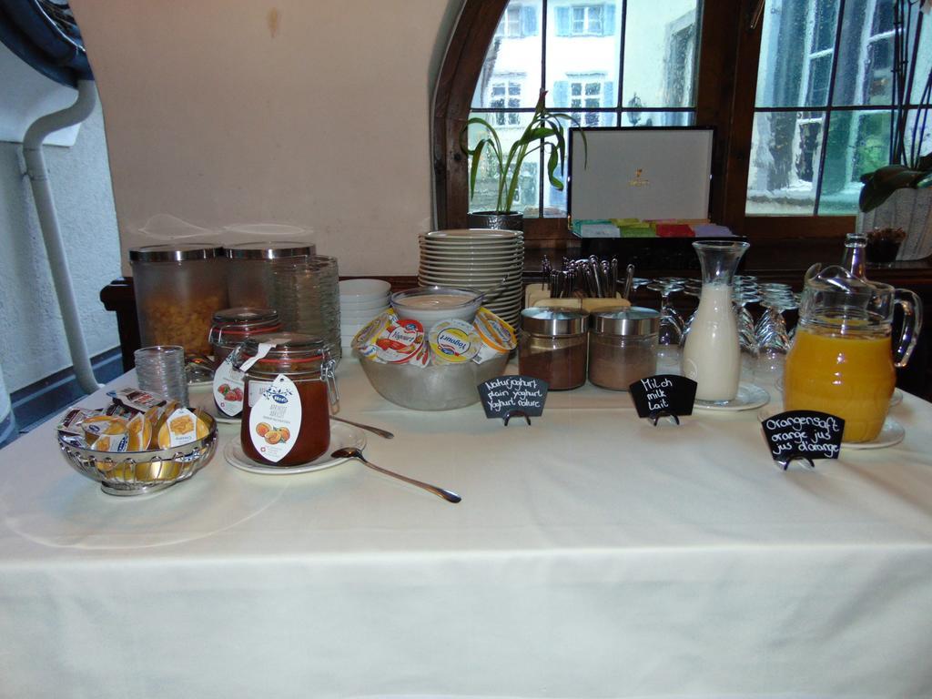Zunfthaus Zur Rebleuten Chur Bagian luar foto