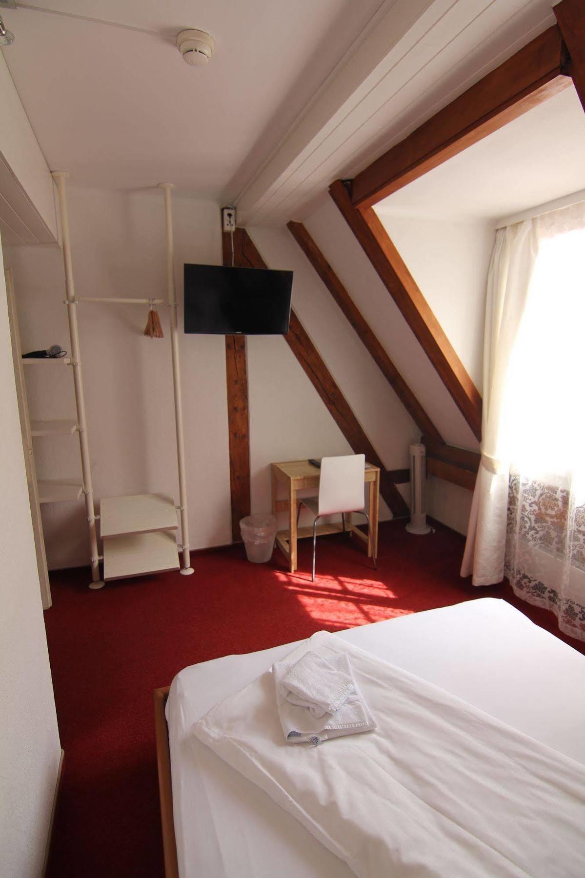 Zunfthaus Zur Rebleuten Chur Bagian luar foto